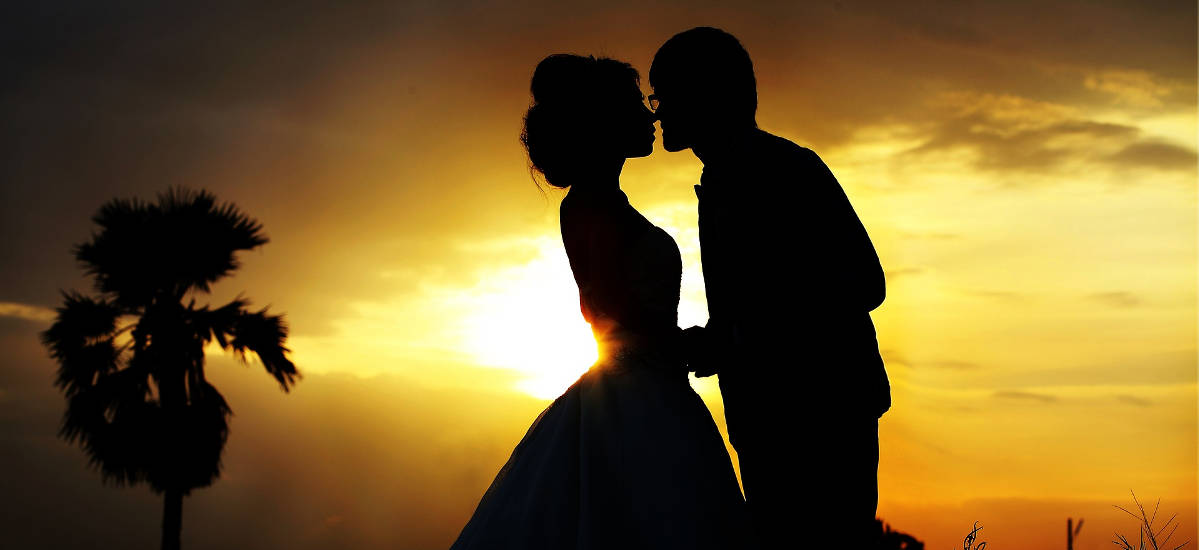 Sunshine Love Stories Will Officate Your Wedding